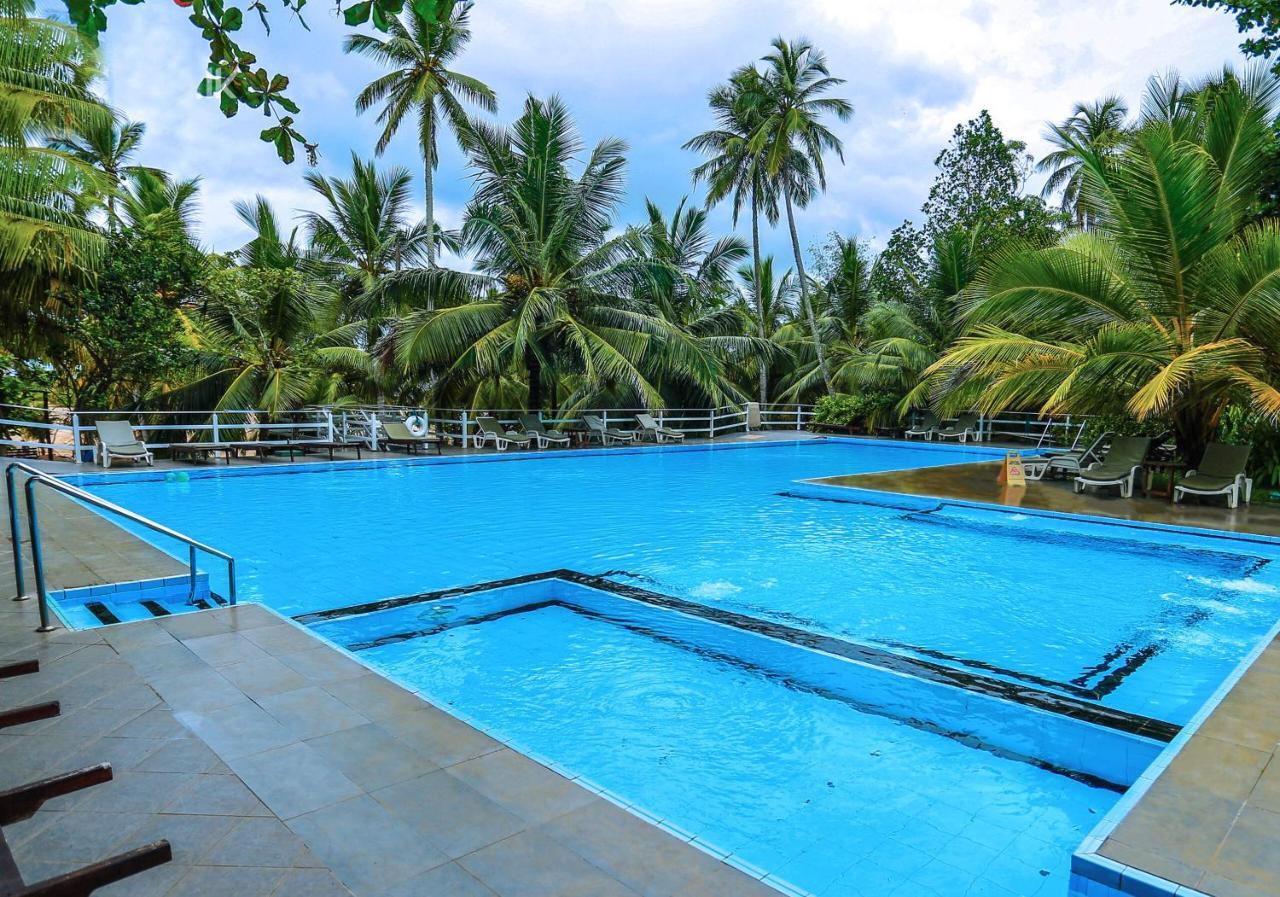 Lagoon Paradise Beach Resort Tangalle Exteriér fotografie