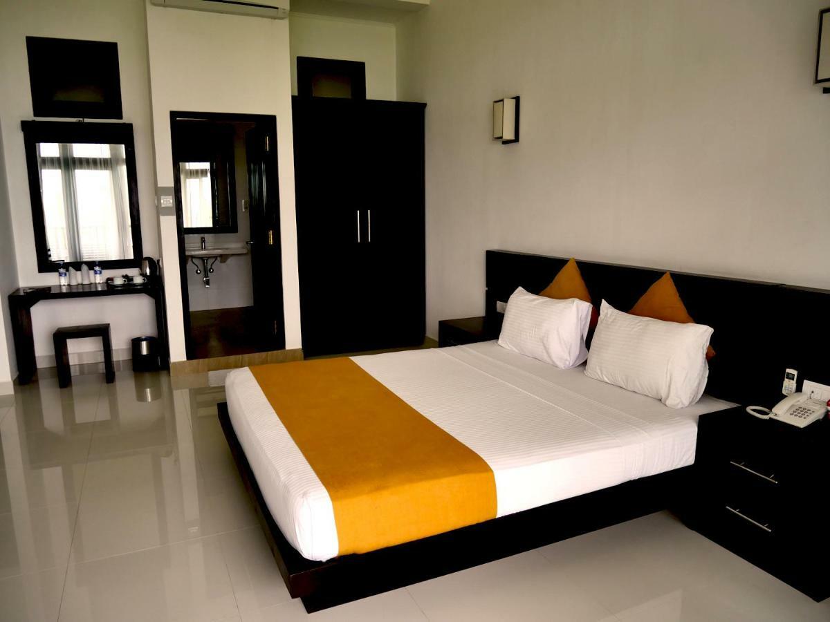 Lagoon Paradise Beach Resort Tangalle Exteriér fotografie